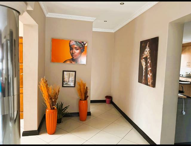 4 BEDROOM HOUSE FOR SALE IN VANDERBIJLPARK SE 8